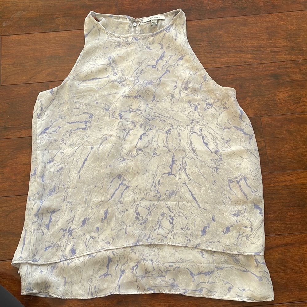 Alice hope marble effect flowly multilayer blouse. Size XS.